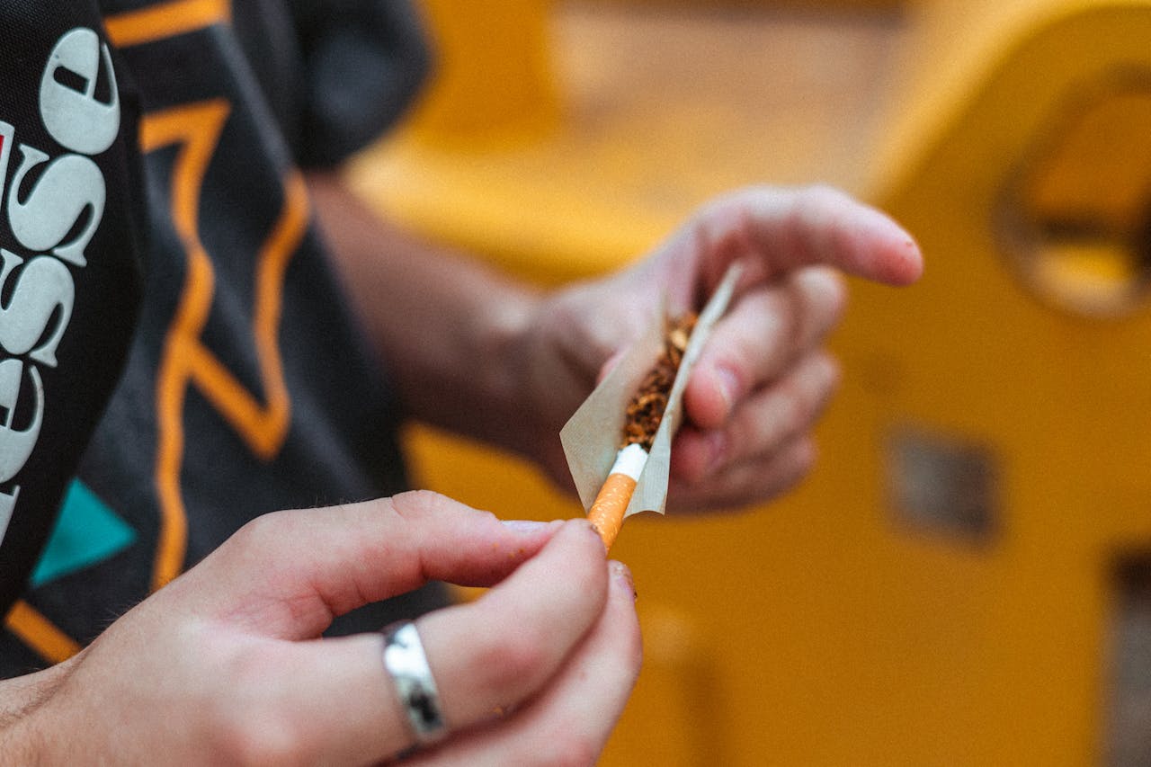 roulage-cigarettes-avec-du-tabac-naturel